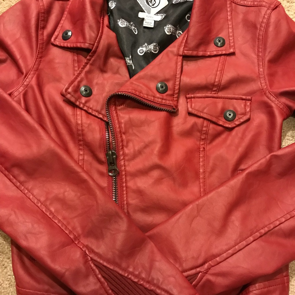 Red Pleather Volcom Jacket - XS - Picture 5 of 5